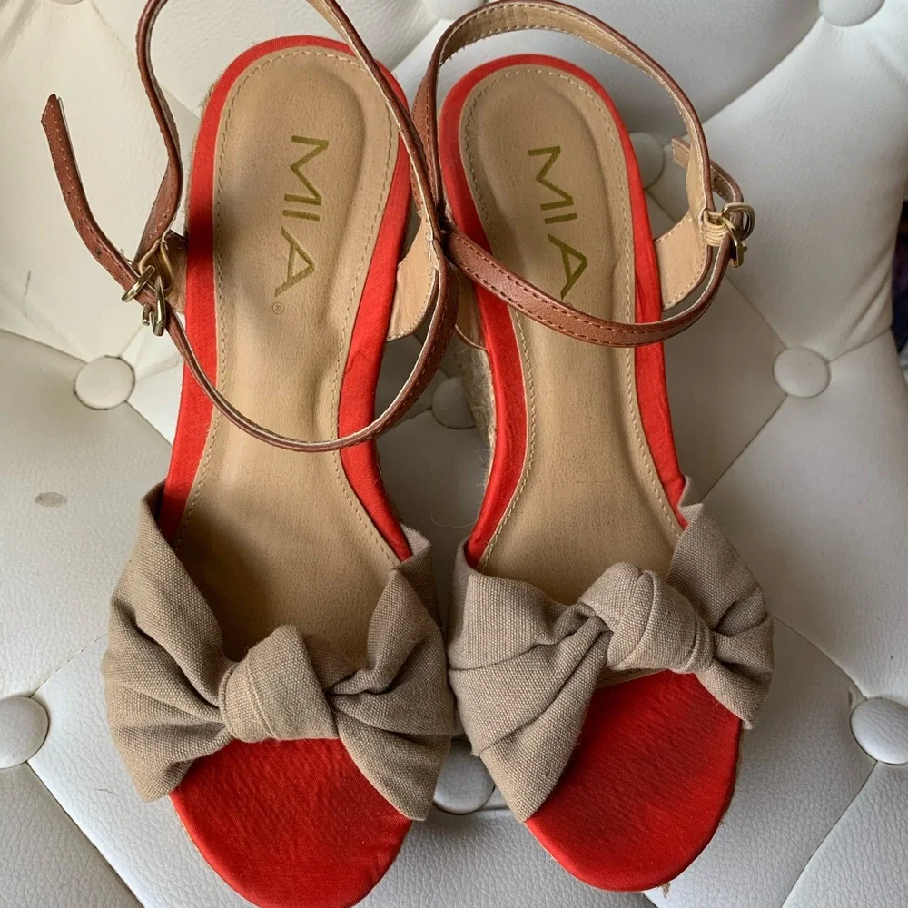 Francescas Collections brand new